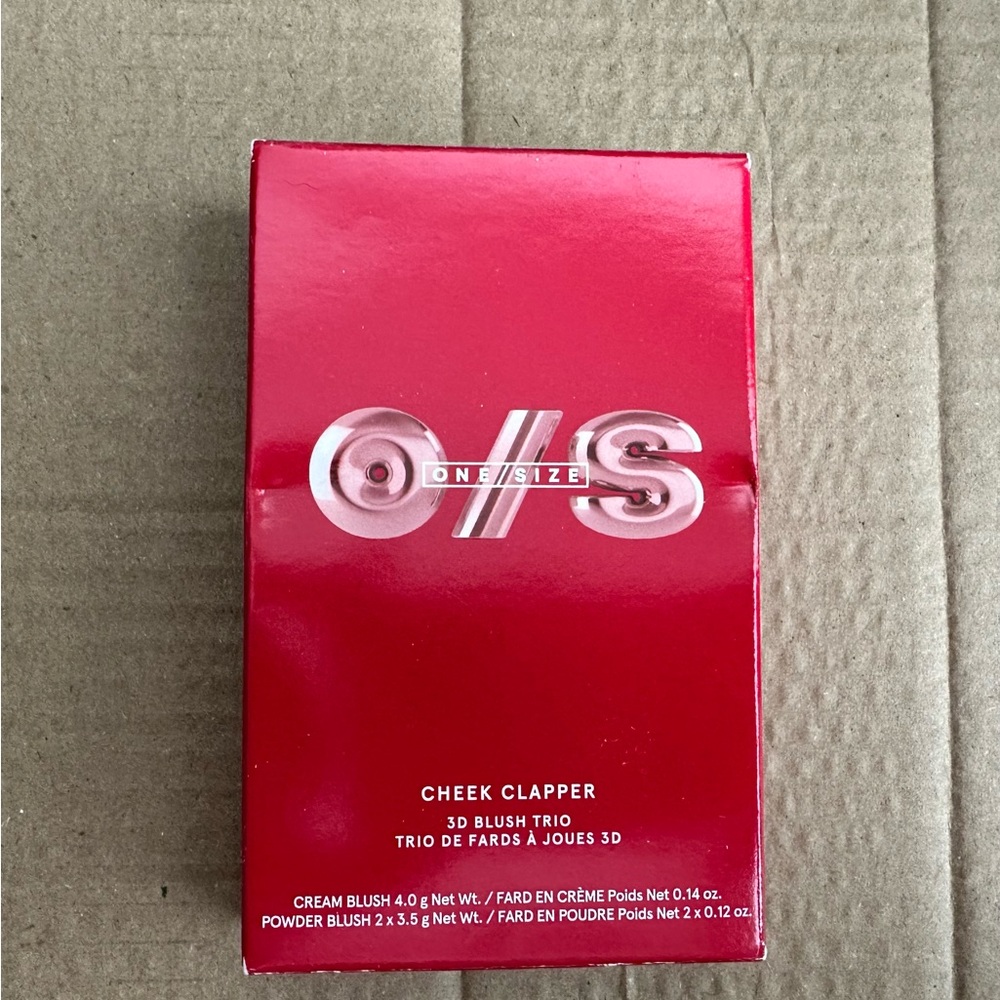 One Size Cheek Clapper Berry Gay BNIB